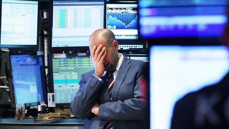 线性成长、高估值,请警惕蓝筹陷阱!